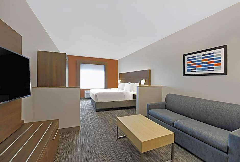 Holiday Inn Express & Suites Newport By IHG