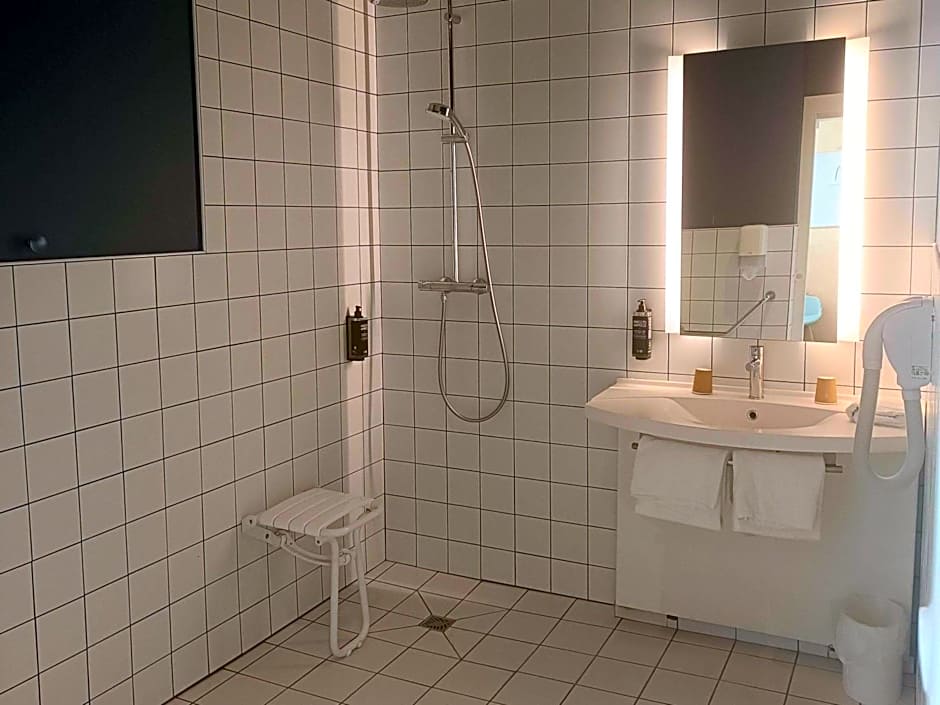 Ibis Styles Deauville Villers Hotel