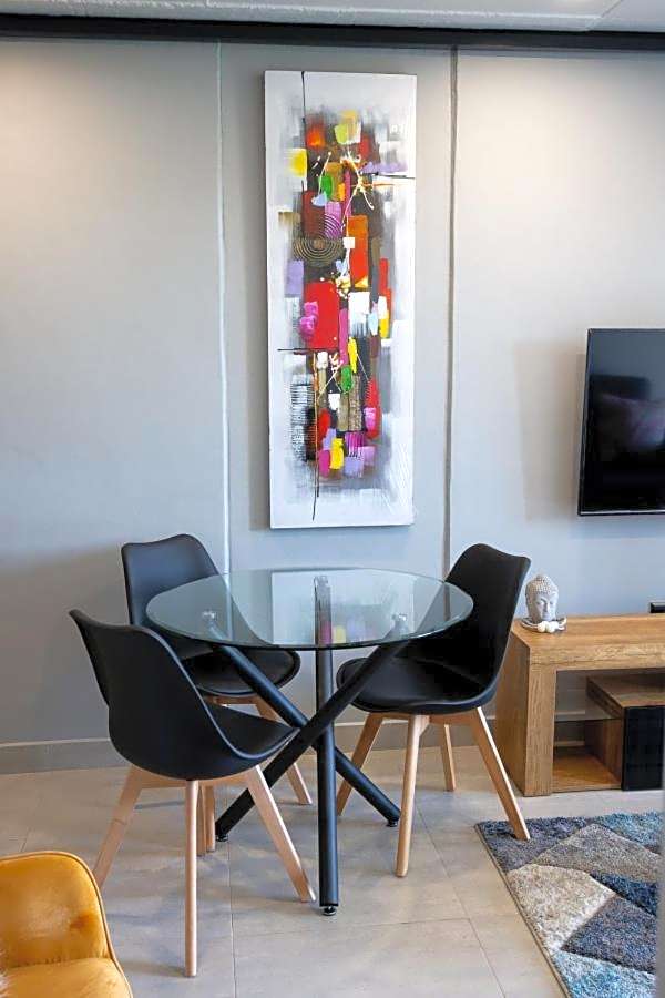 Lux Onyx 207 in Umhlanga Ridge