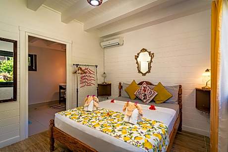 Upper Floor 1-Bedroom Apartment