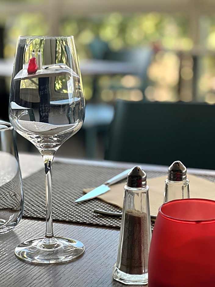 Kyriad Frejus Centre