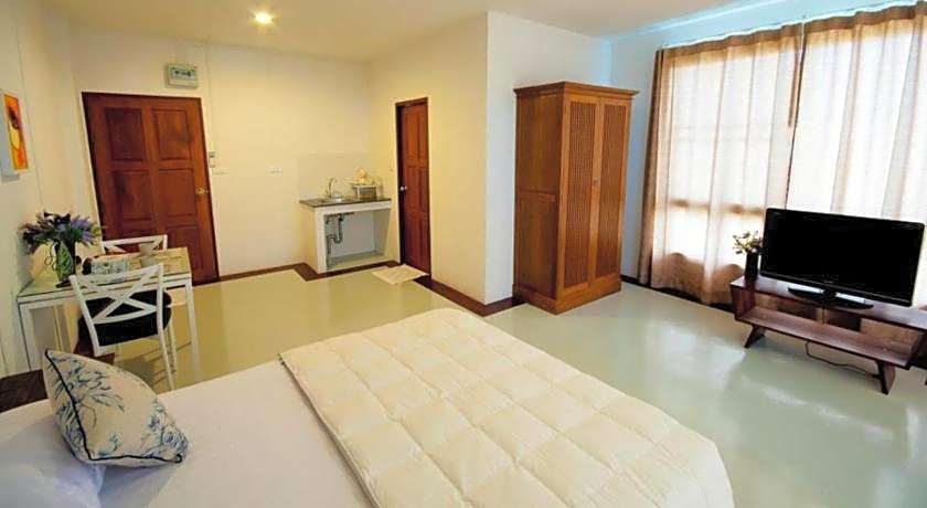 The Meet Green Apartment