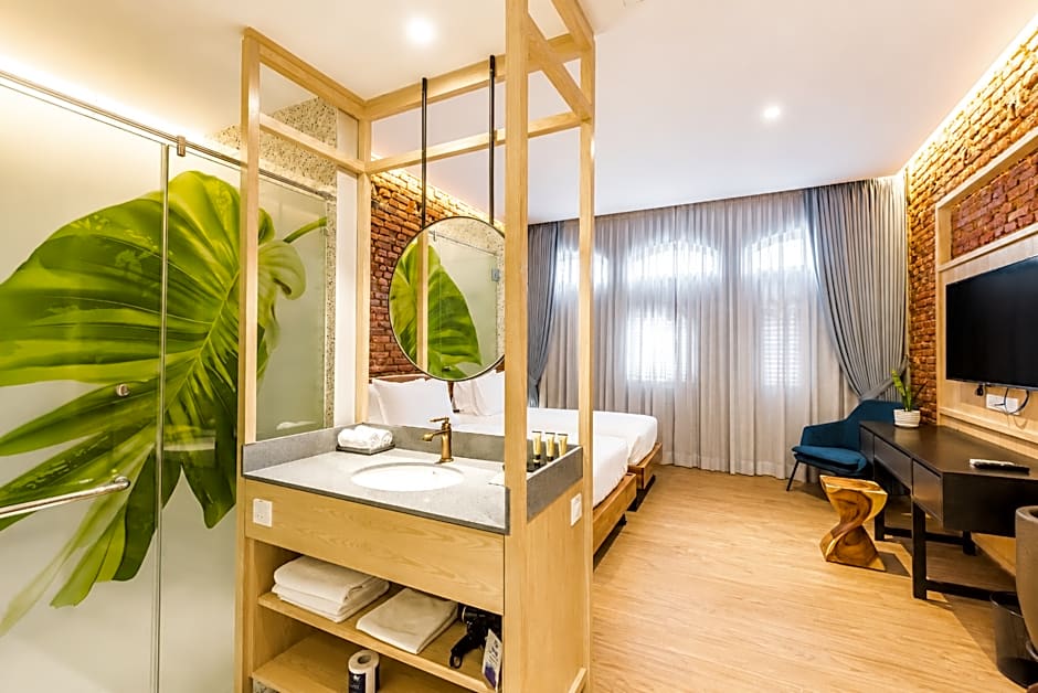 Tien Terrace Macalister