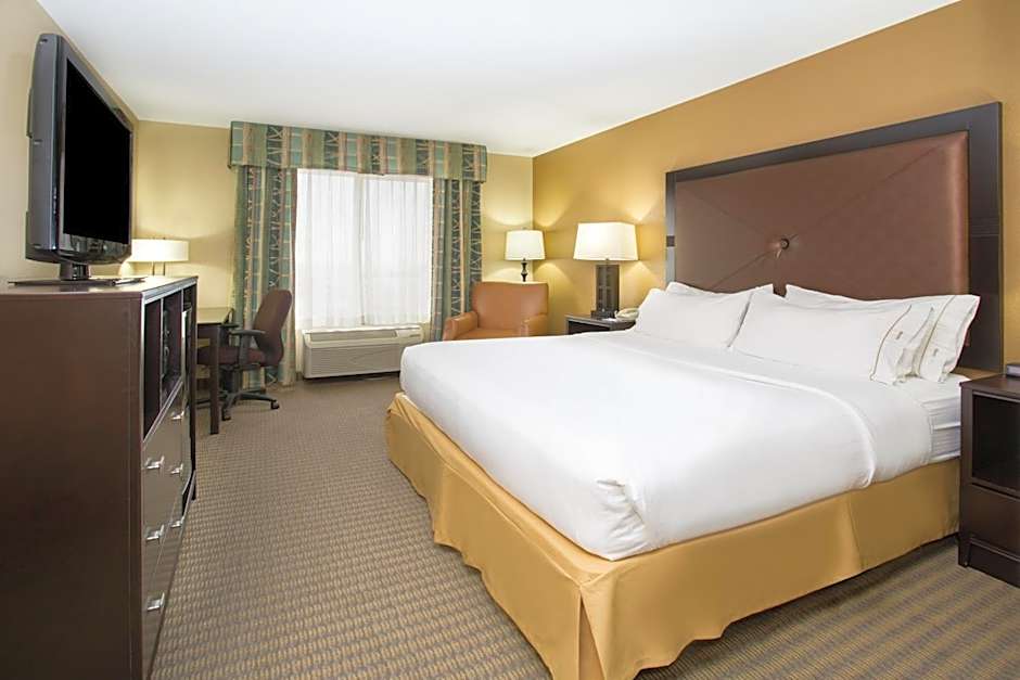 Holiday Inn Express Hotel & Suites Lexington By IHG