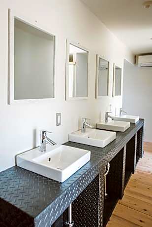 Bunk Bed in Mixed Dormitory Room