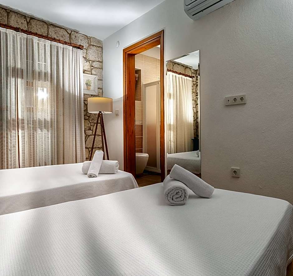 Flores Hotel Alacati