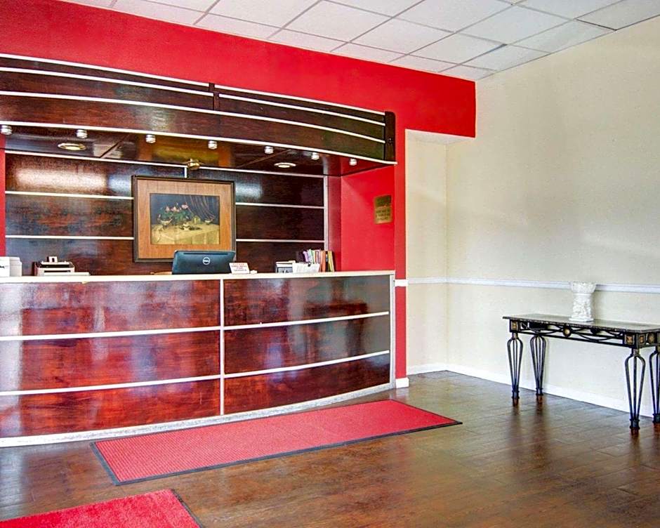 Econo Lodge Pine Bluff