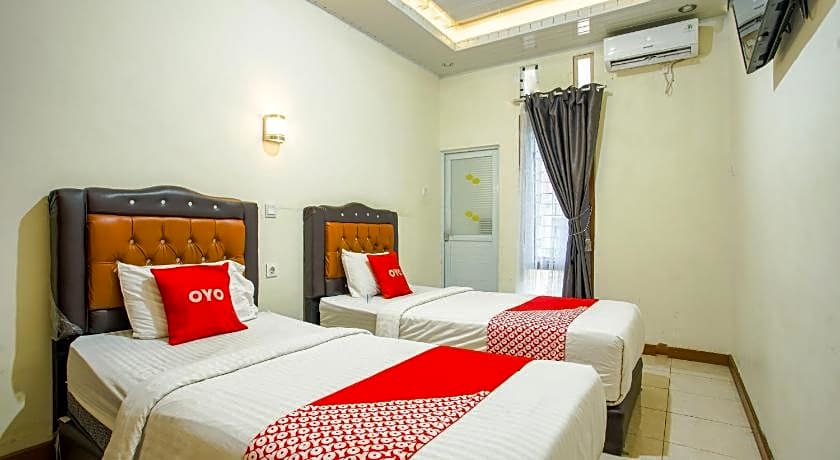 Capital O 90643 Suri Guest House Syariah