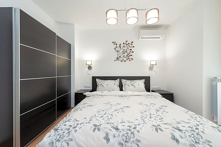 Grand Vitosha Apartments