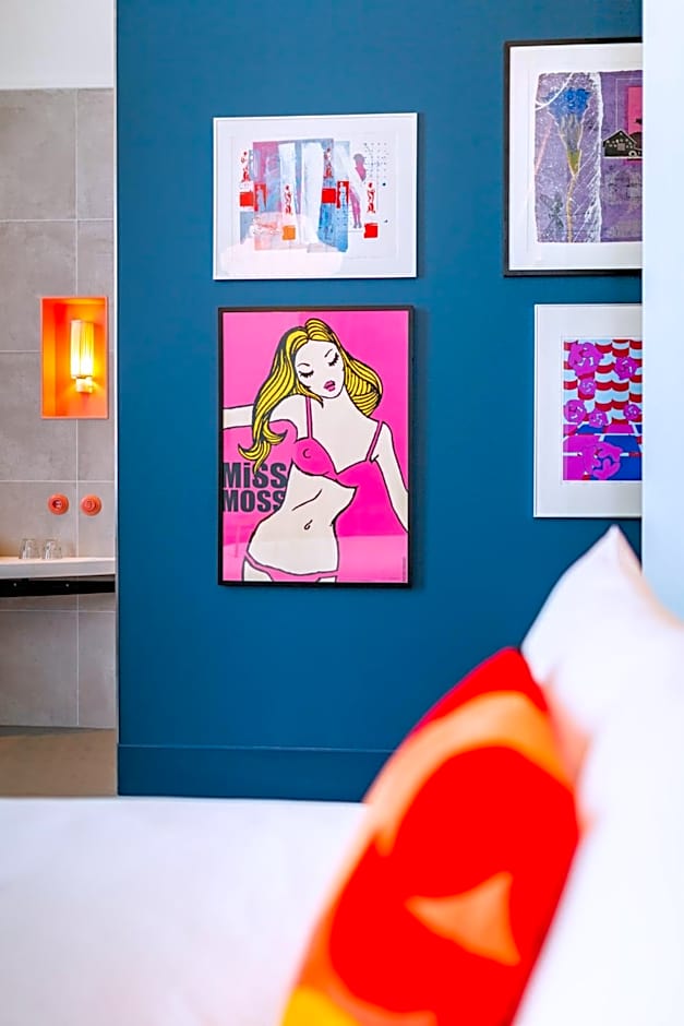 Vie Via - Your Hotel