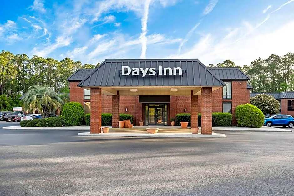 Days Inn by Wyndham Statesboro