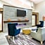 La Quinta Inn & Suites by Wyndham Chattanooga-Hamilton Place