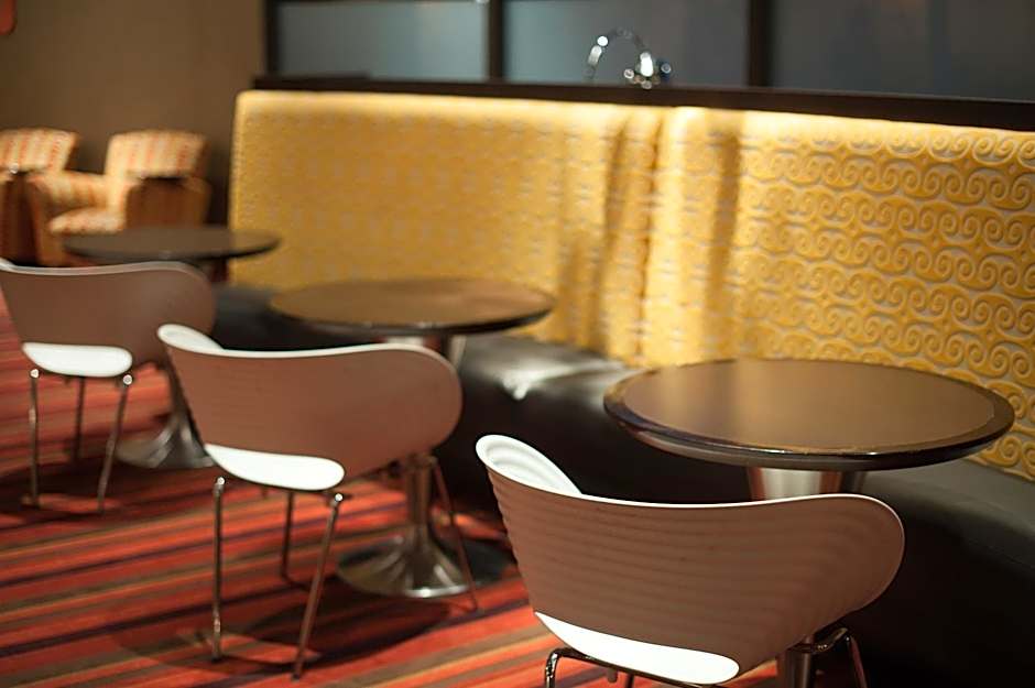 Radisson Hotel Duluth-Harborview