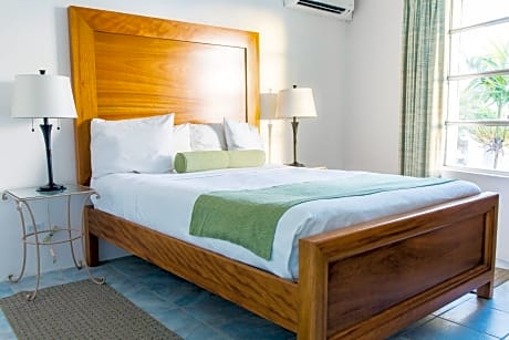 Pool View Family Suite