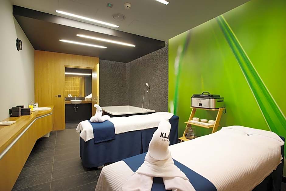 Regatta Hotel Restauracja Spa