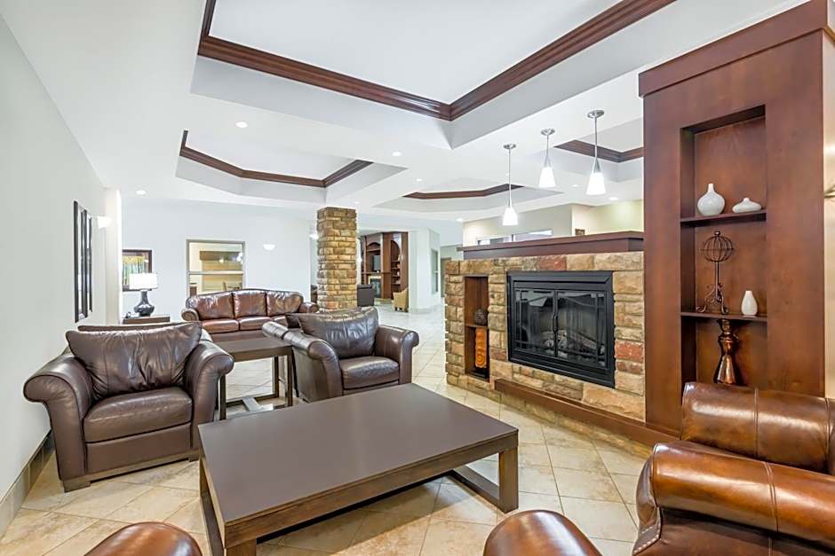 Ramada by Wyndham Olds