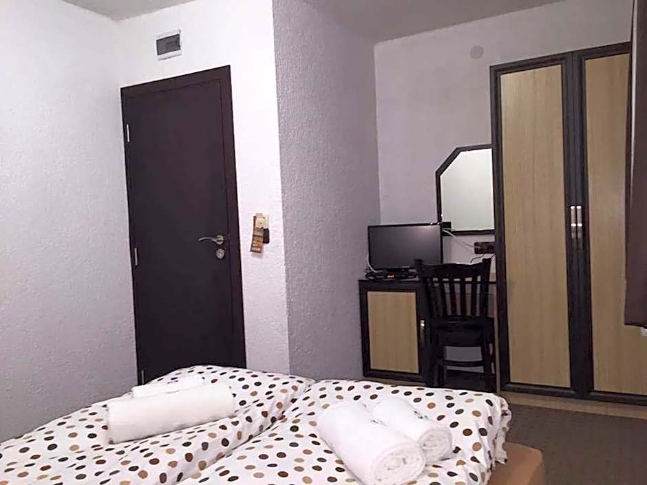 Семеен хотел Гингеръ