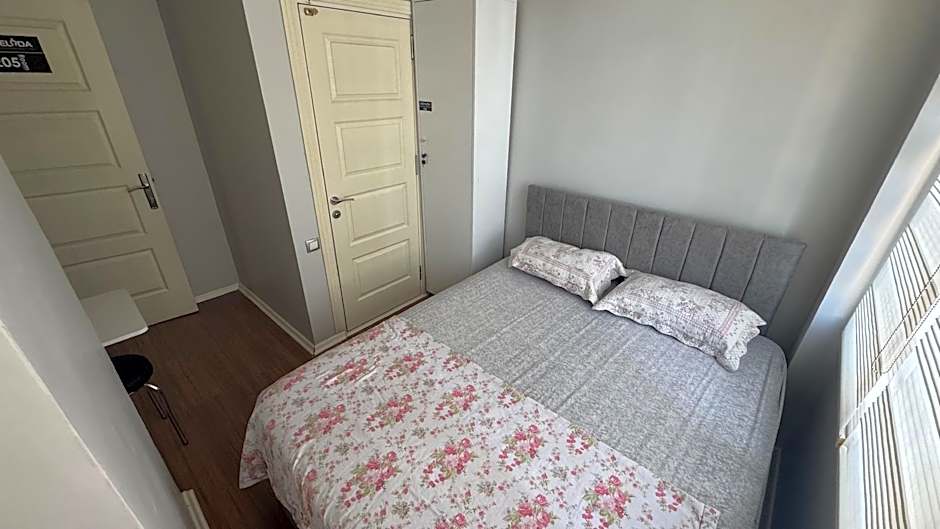 Hostelida