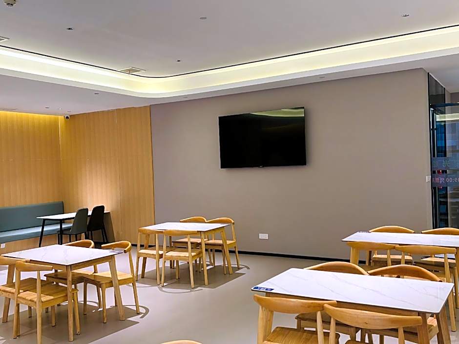 Lavande Hotel Yichang Railway East Station Branch