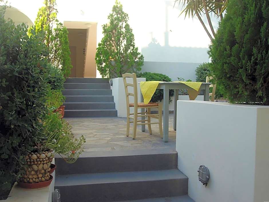 Filoxenia Apartments