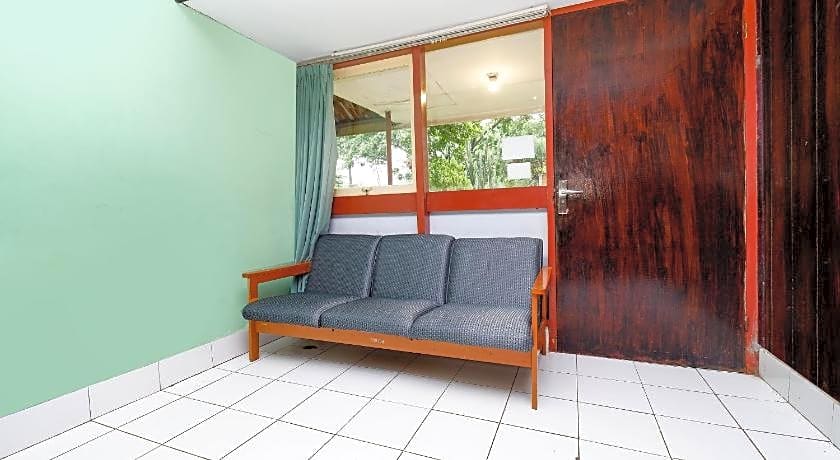 OYO 1808 New Bandungan Indah