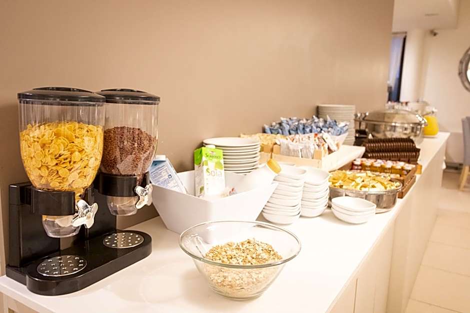 Ferretti Beach Hotel