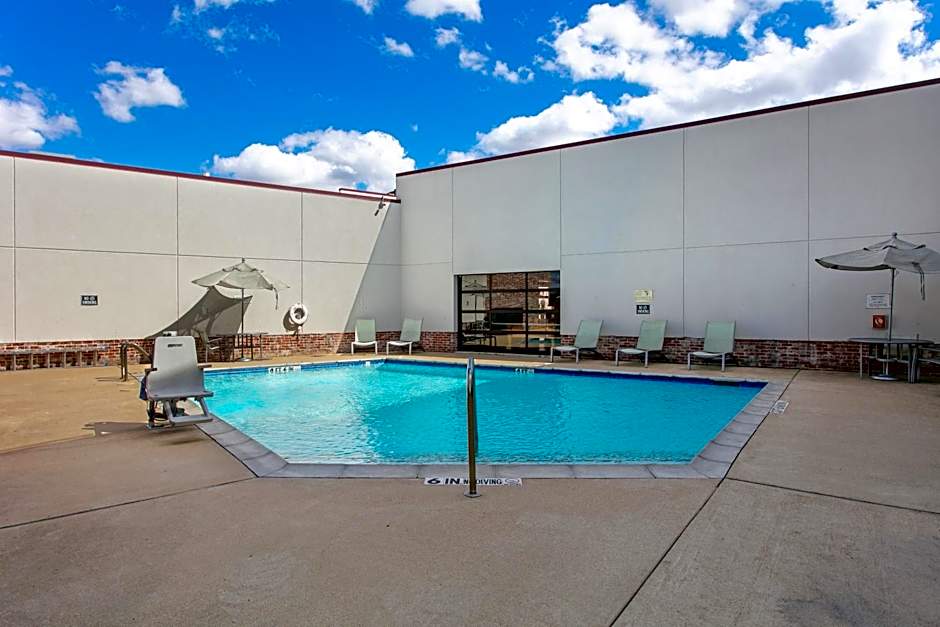 voco College Station Aggieland