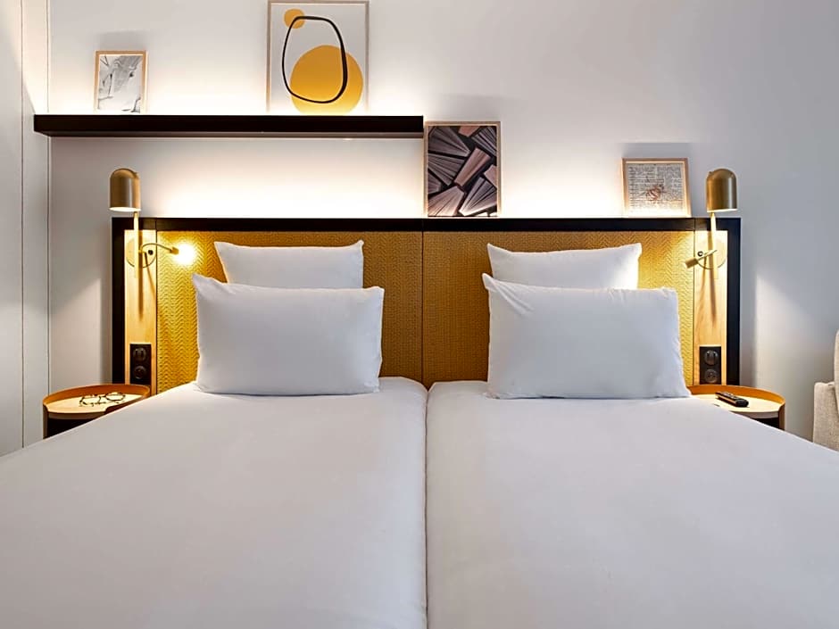 Mercure Paris Bercy Bibliotheque