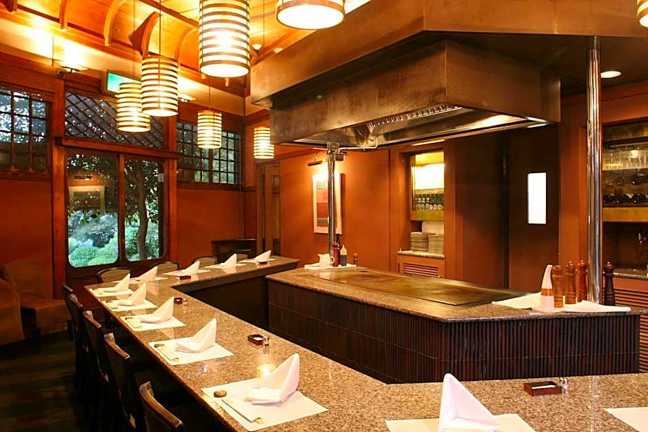 Gamagori Classic Hotel