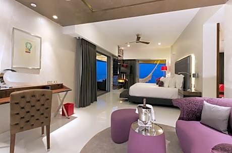 Mousai Corner Suite North