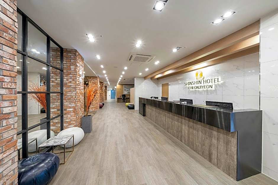 Shinshin Hotel Cheonjiyeon