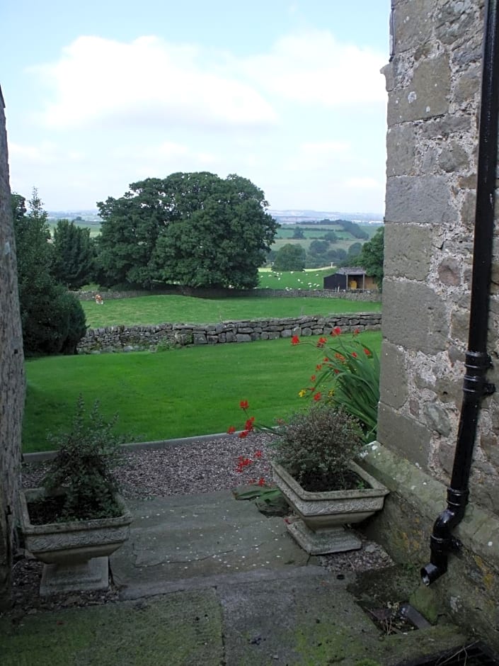 Braithwaite Hall Bed & Breakfast