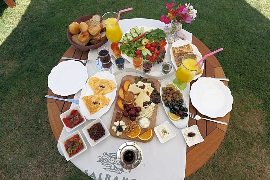 Salbakos Herakleia Boutique Hotel