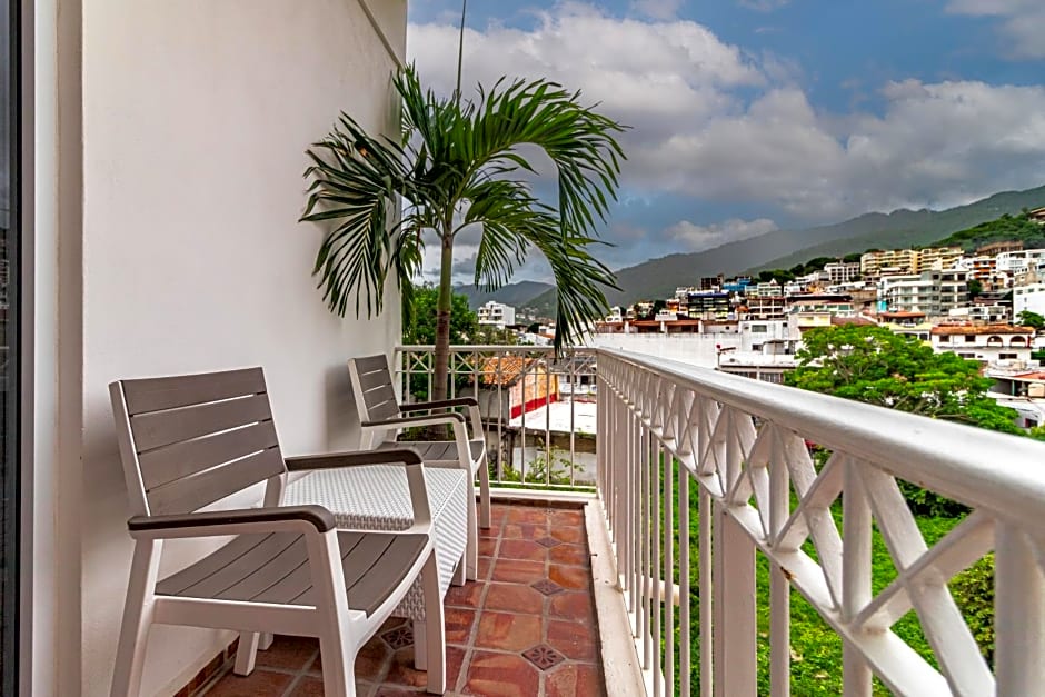 The Paramar Beachfront Boutique Hotel With Breakfast Included - Downtown Malecon