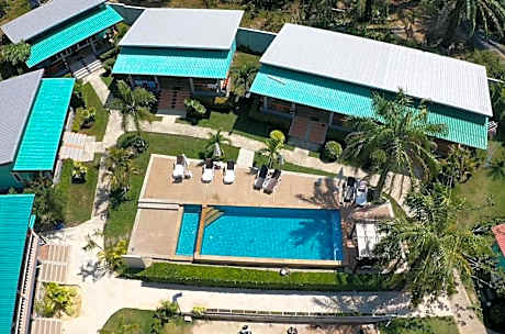 Tum Mai Kaew Lanta Resort