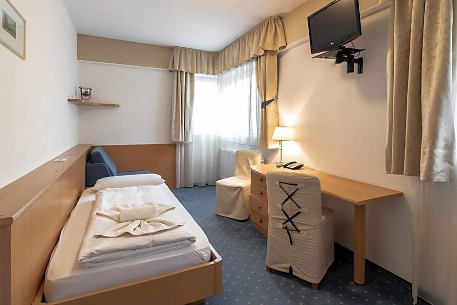 Hotel Villa Groff