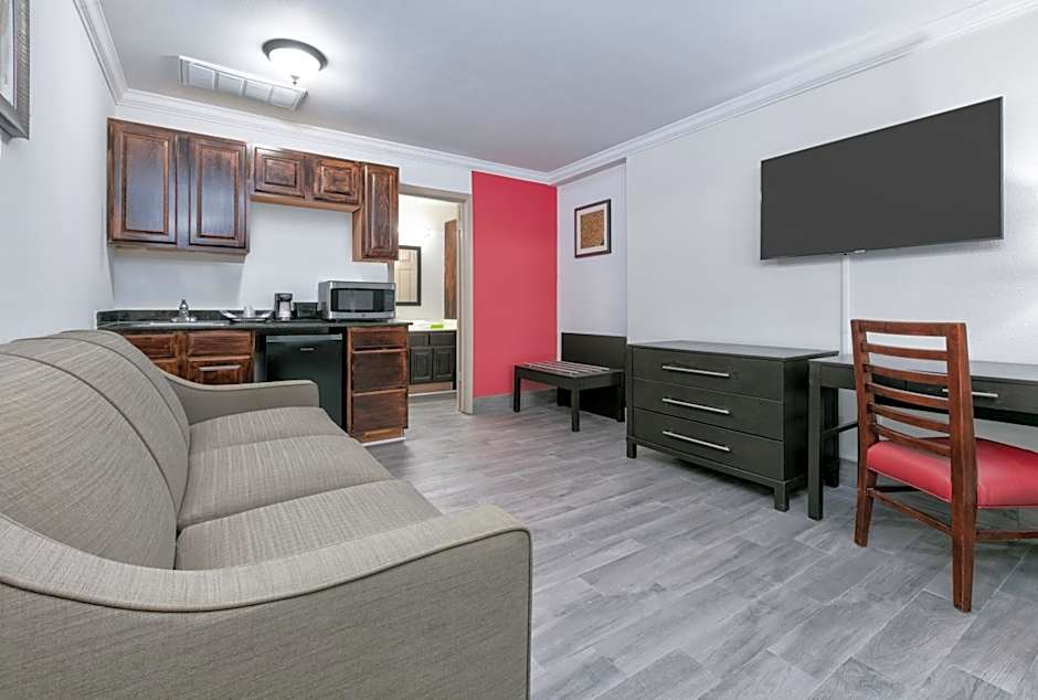 Ramada by Wyndham Diamondhead I-10/Gulfport