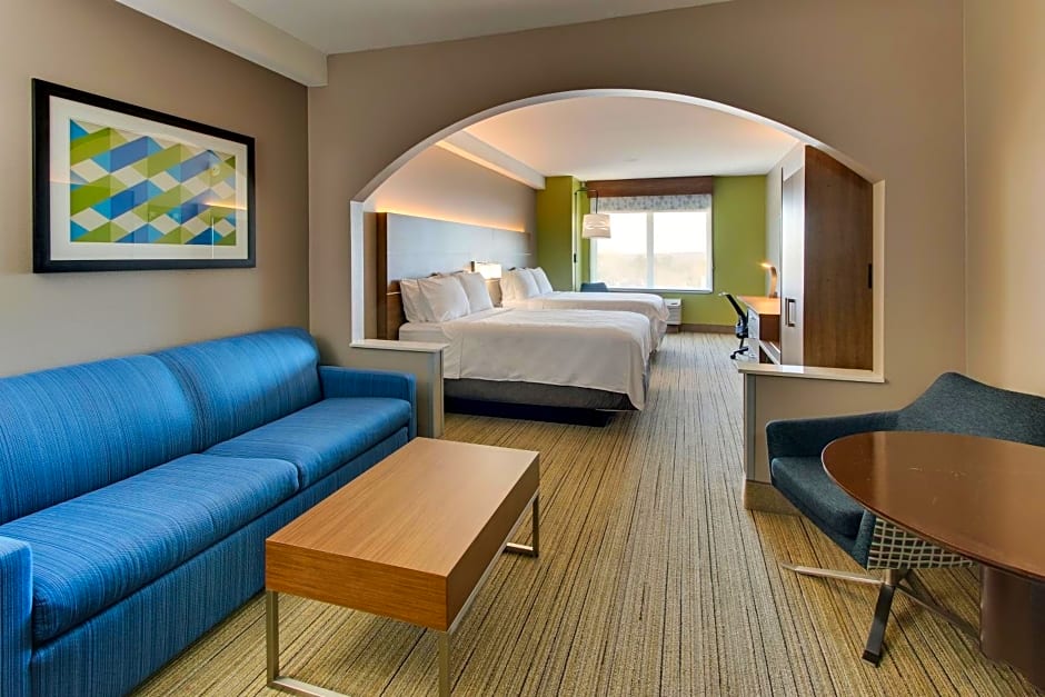 Holiday Inn Express Hotel & Suites Columbus-Fort Benning, an IHG Hotel