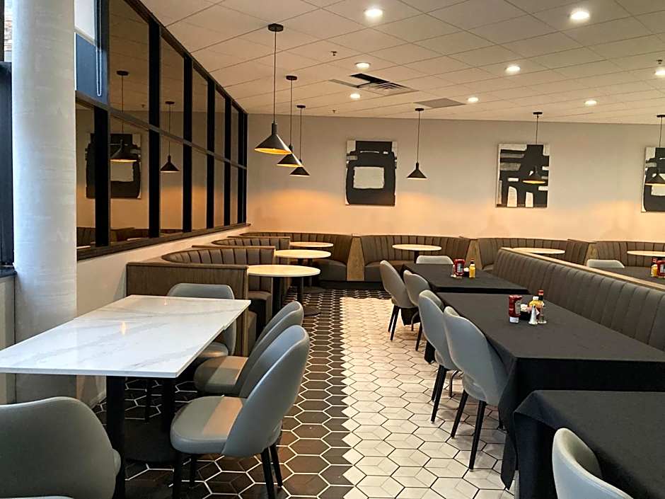 Crowne Plaza Auburn Hills By IHG