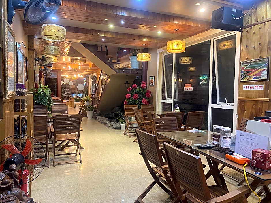 Hồng Kỳ Boutique Hotel