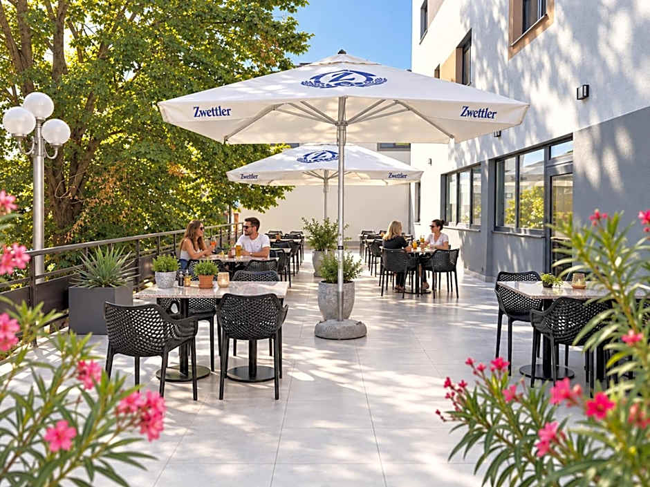 Arion Airport Hotel