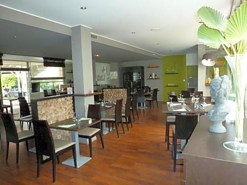 Ambiance Hotel