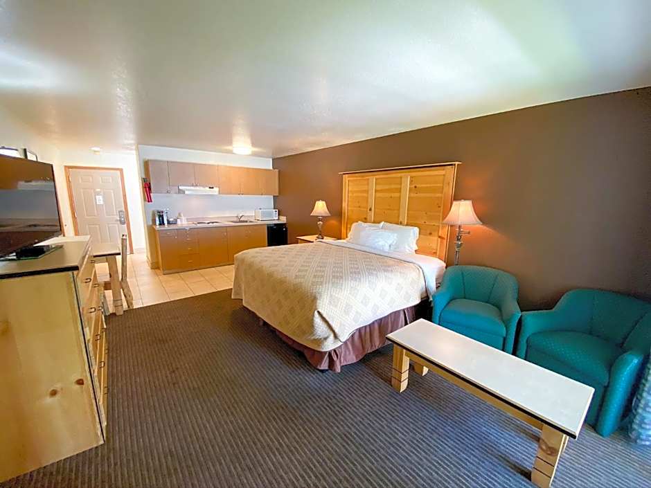 Sisters Inn & Suites