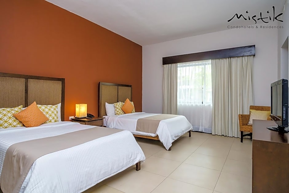 Aldea Thai Luxury by Mistik