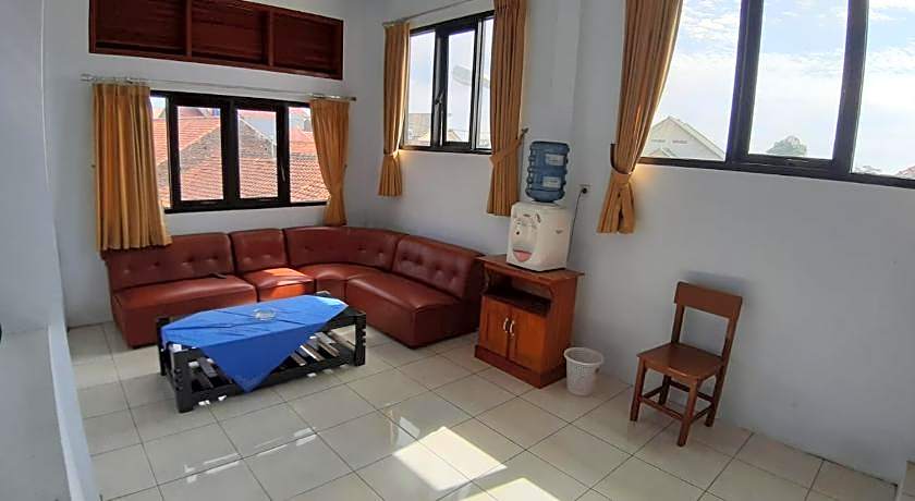 OYO Life 2884 Wisma Jatnika Syariah