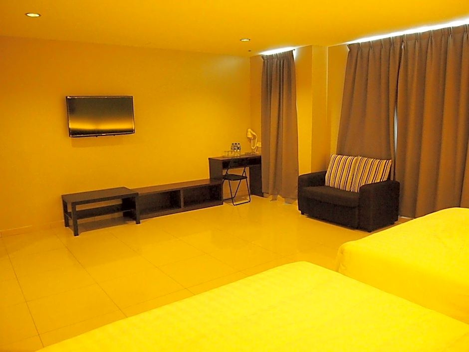 Star Bay Hotel