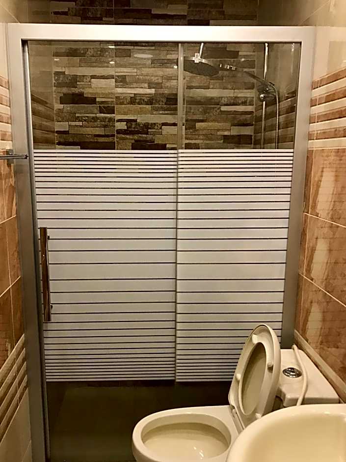 Sun Rise Hotel & Hostel & Tours