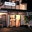 Tudor Lodge Motel