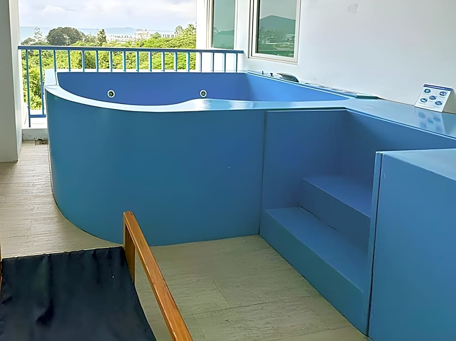 Costa Beach Residence and Jacuzzi
