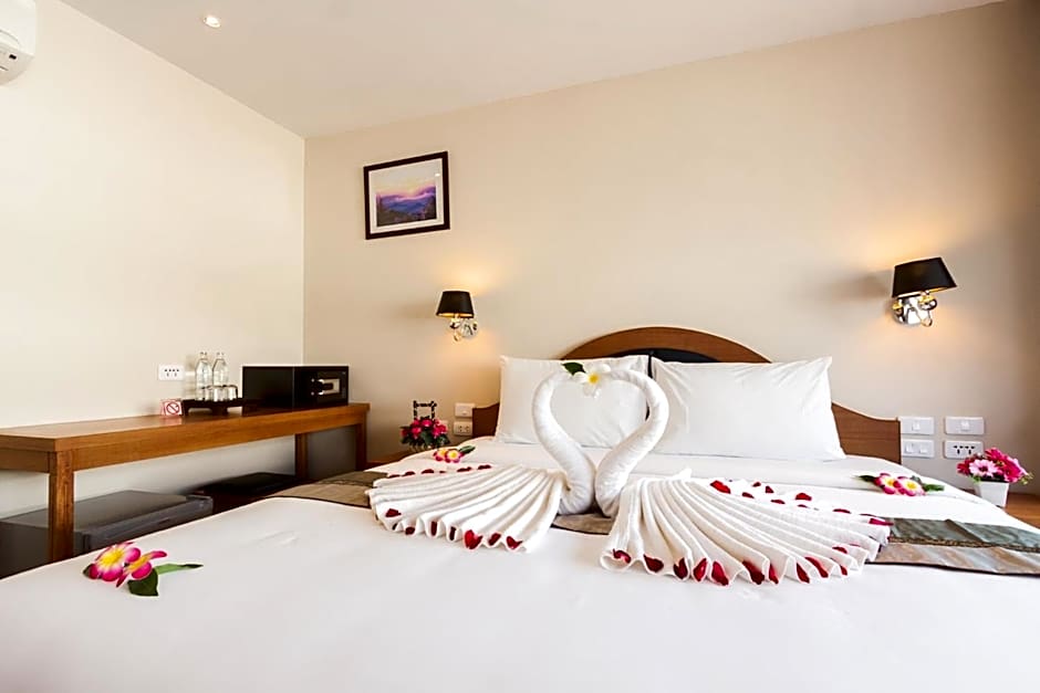 Behind The Scene Hotel Club @ Samui